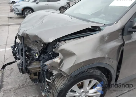 2015 Toyota Rav4 Limited z USA, uszkodzony, nr VIN 2T3DFREV7FW278942